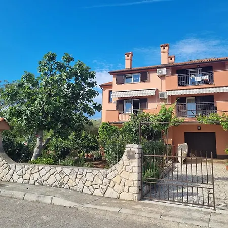 Apartment Leticia
